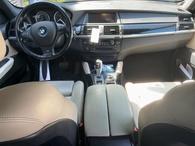 BMW X6 M50d — zdjęcie 12