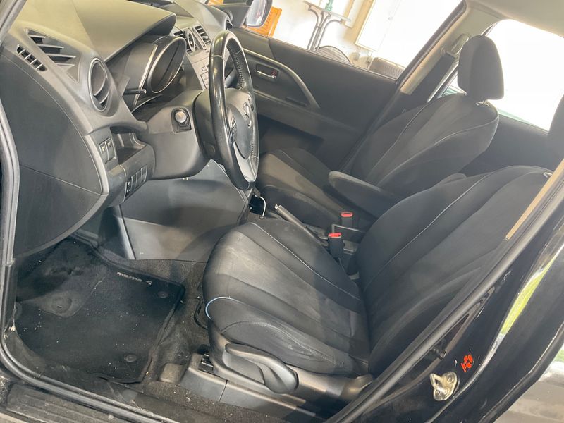 Mazda 5 2.0 Center-Line — zdjęcie 3