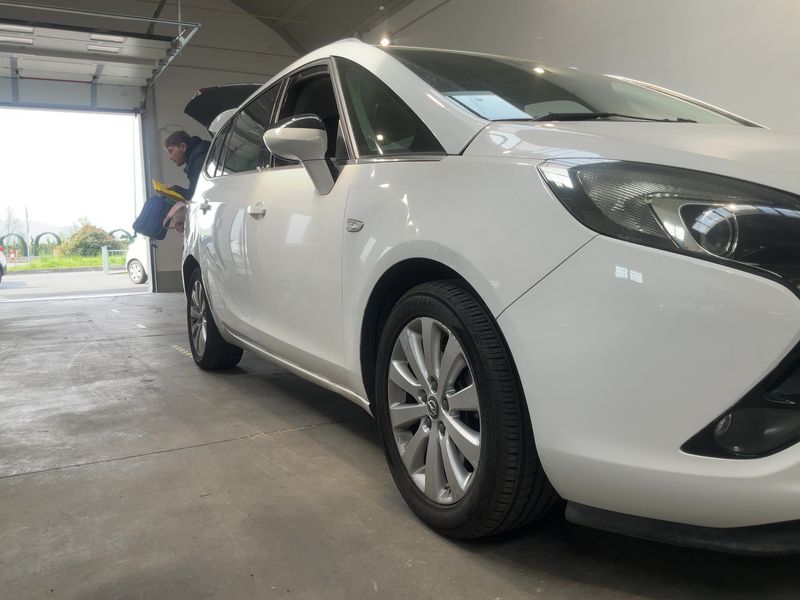 Opel Zafira Tourer 2.0 CDTI Cosmo — zdjęcie 8