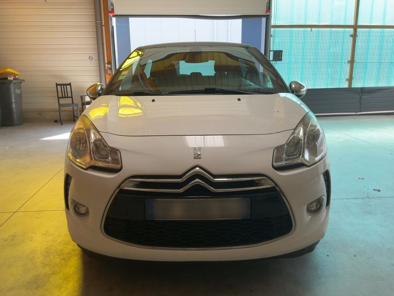 Citroen DS3 1.6 THP SportChic — zdjęcie 9