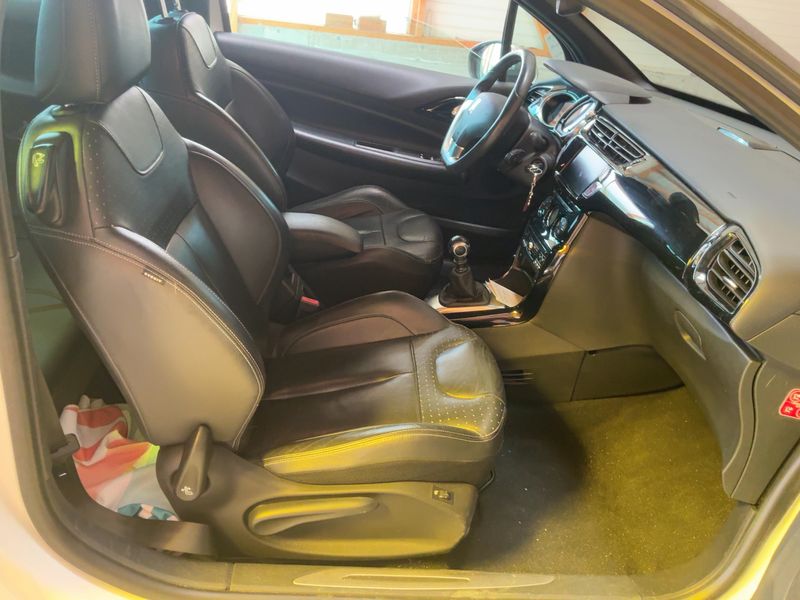 Citroen DS3 1.6 THP SportChic — zdjęcie 11
