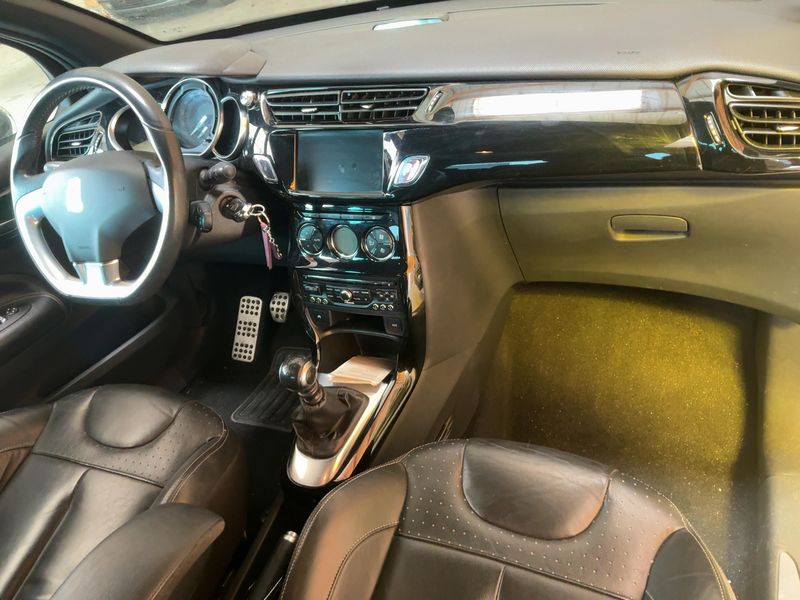 Citroen DS3 1.6 THP SportChic — zdjęcie 12