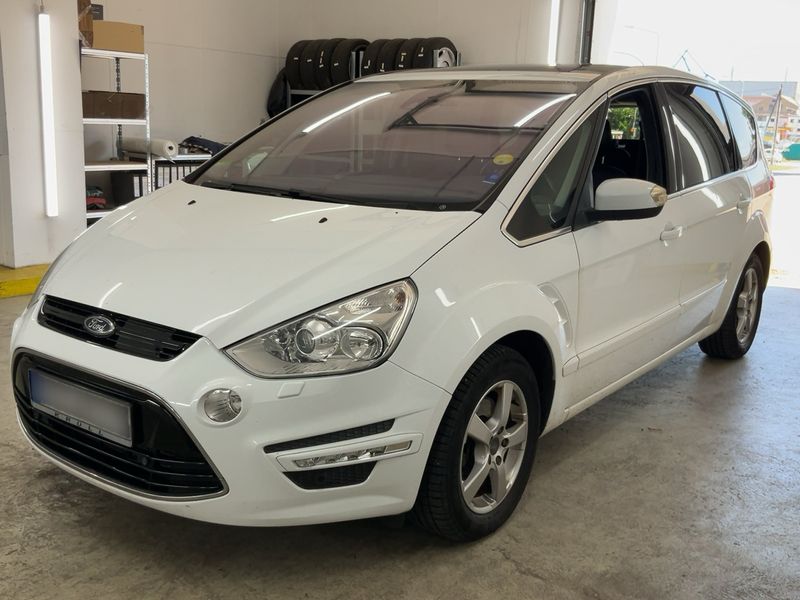 Ford S-Max 2.2 TDCi Titanium