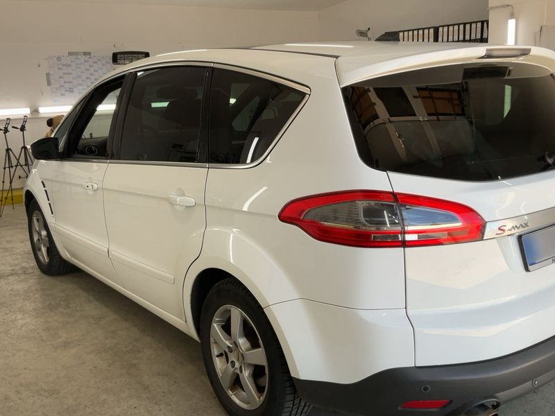 Ford S-Max 2.2 TDCi Titanium — zdjęcie 3