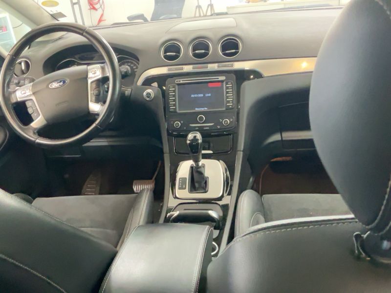 Ford S-Max 2.2 TDCi Titanium — zdjęcie 12