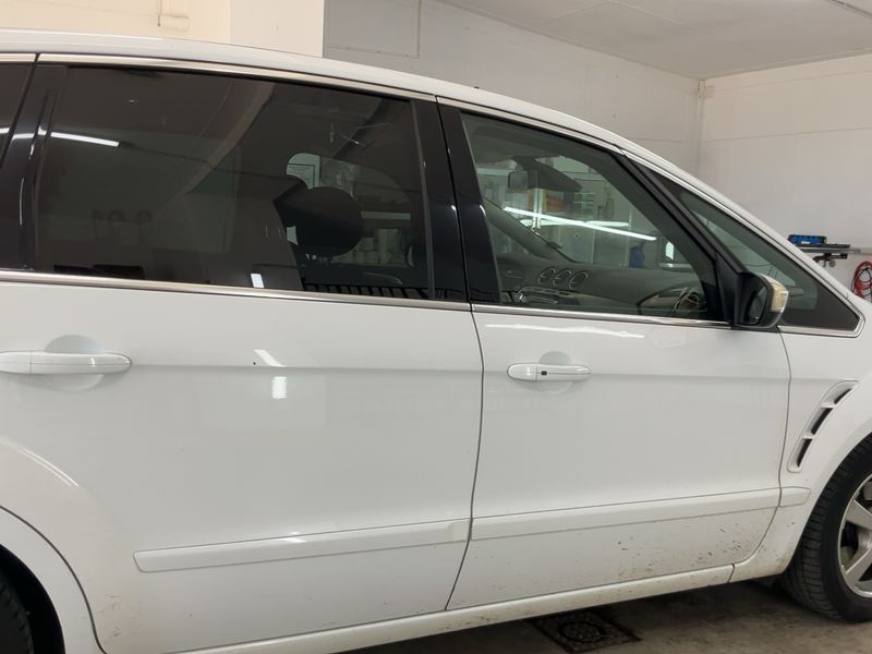 Ford S-Max 2.2 TDCi Titanium — zdjęcie 7