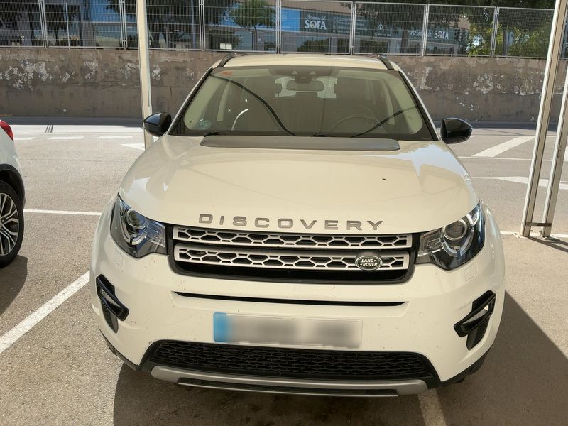Land Rover Discovery Sport 2.0 Td4 HSE AWD — zdjęcie 9