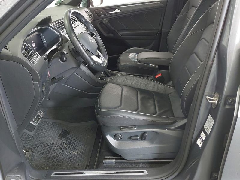 Volkswagen Tiguan Allspace 2.0 TDI R-Line 4Motion — zdjęcie 9