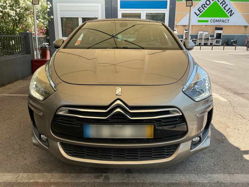 Citroen DS5 2.0 HDi Hybrid4 SportChic — zdjęcie 9