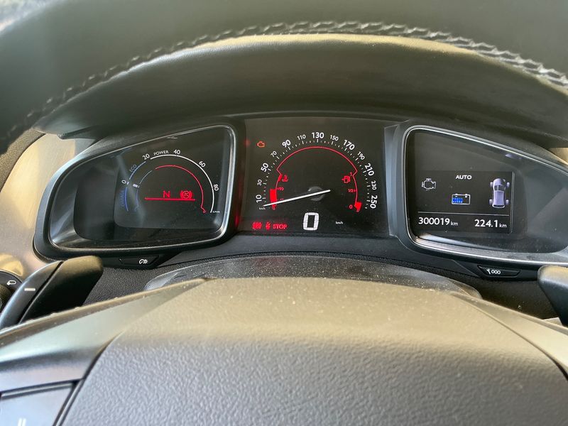 Citroen DS5 2.0 HDi Hybrid4 SportChic — zdjęcie 13
