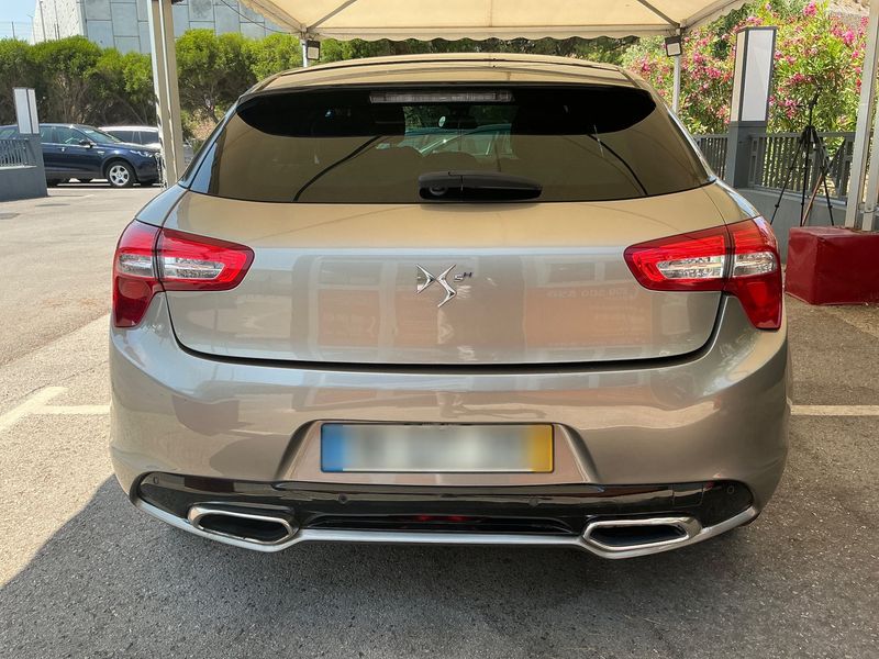 Citroen DS5 2.0 HDi Hybrid4 SportChic — zdjęcie 5