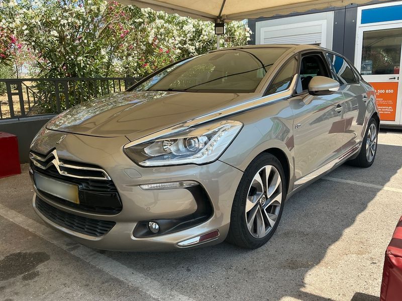 Citroen DS5 2.0 HDi Hybrid4 SportChic