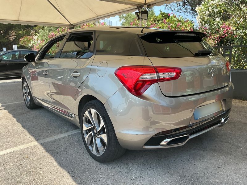 Citroen DS5 2.0 HDi Hybrid4 SportChic — zdjęcie 3
