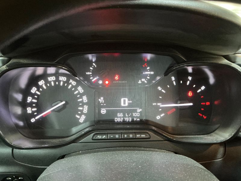 Citroen C3 1.2 PureTech Feel — zdjęcie 13