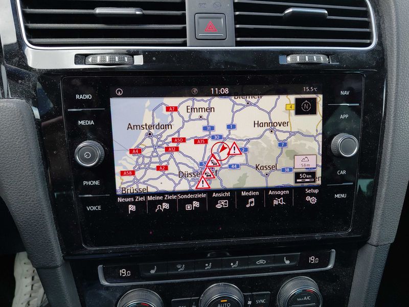 Volkswagen Golf VII 2.0 TDI Join — zdjęcie 13