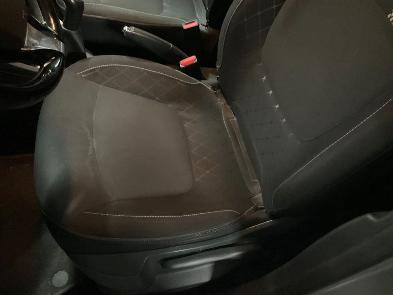 Renault Captur 0.9 Energy Intens 2015 – снимка 31