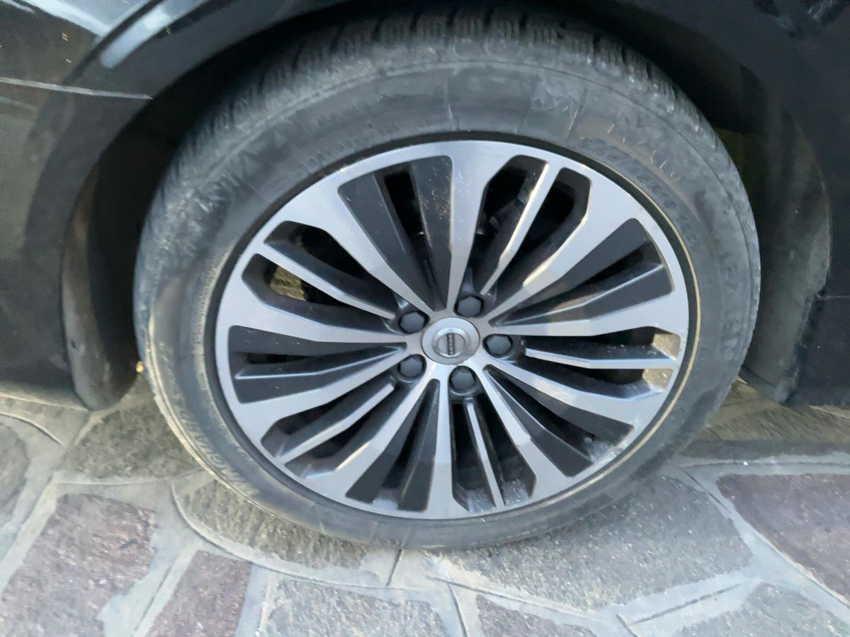 Volvo S90 2019 — photo 10