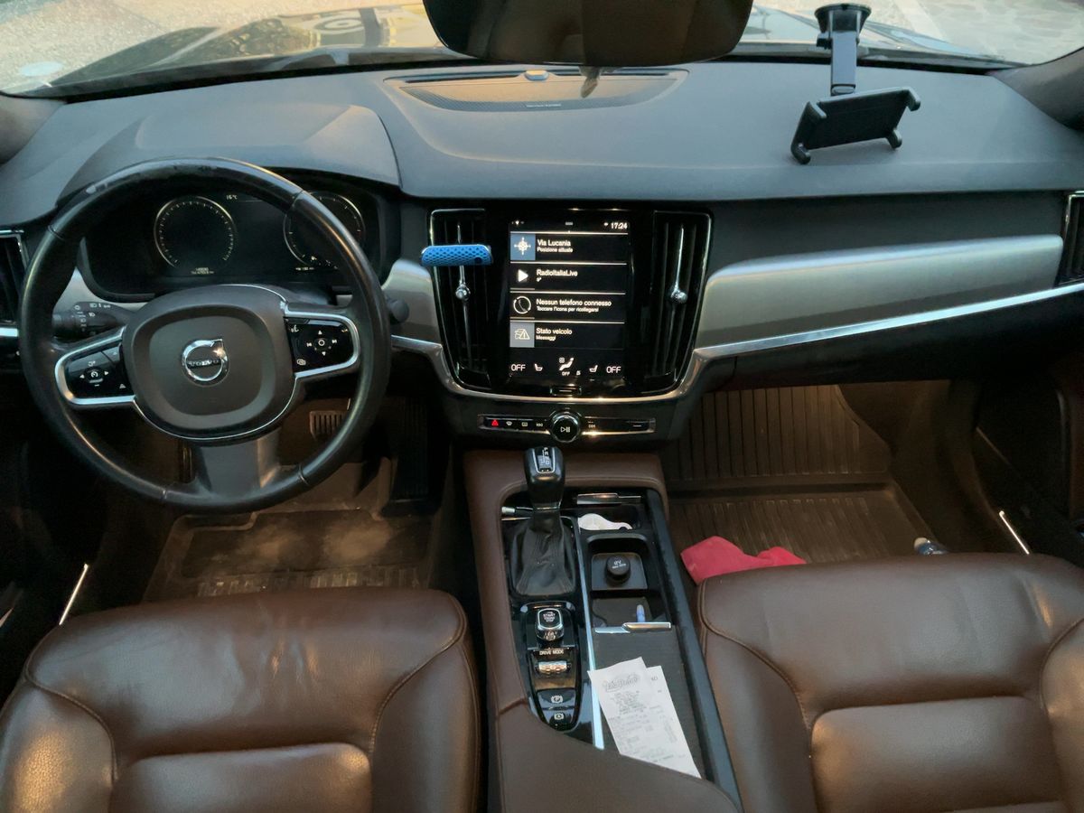 Volvo S90 2019 — photo 18