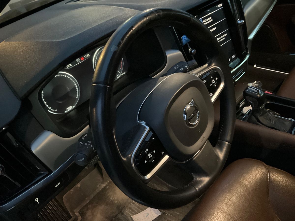 Volvo S90 2019 — photo 39