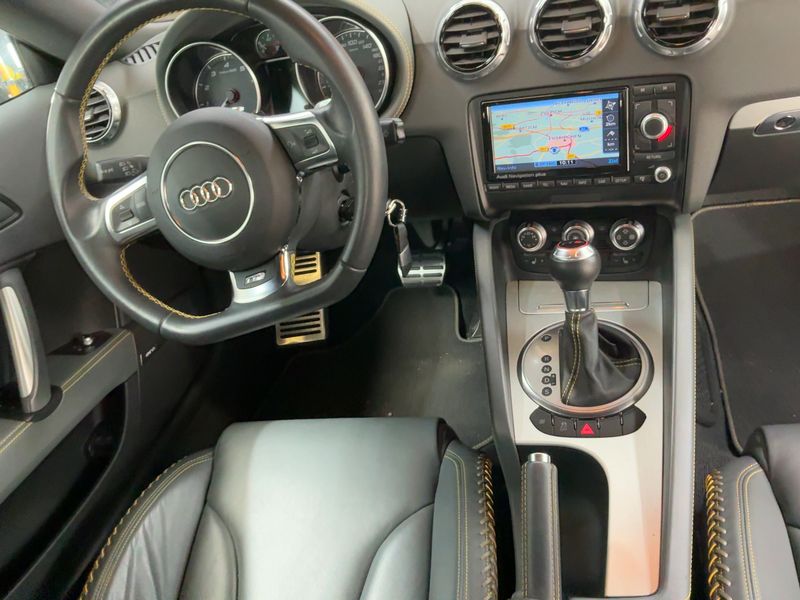 Audi TTS 2.0 TFSI quattro Coupe — zdjęcie 12