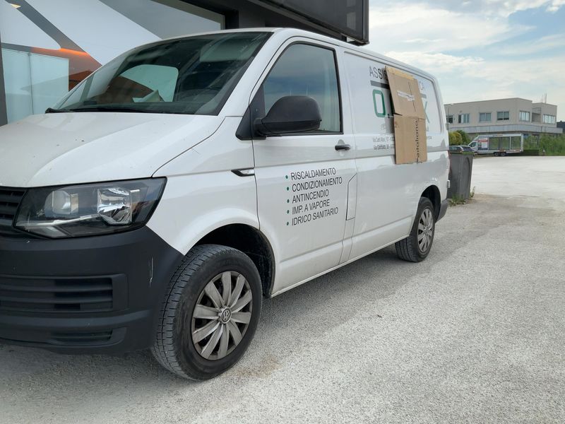 Volkswagen T6 Transporter 2.0 TDI Kasten — zdjęcie 2