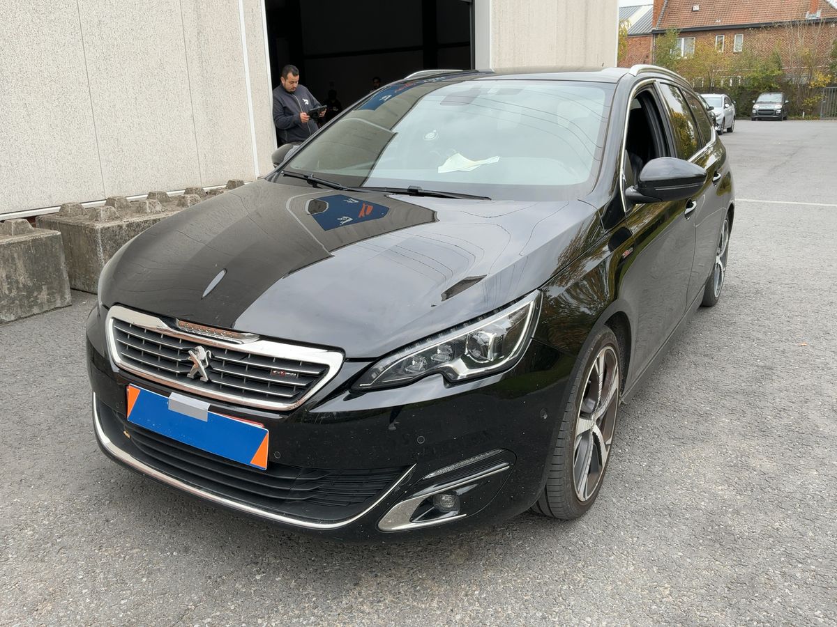 Peugeot 308 2.0 Blue-HDi Allure