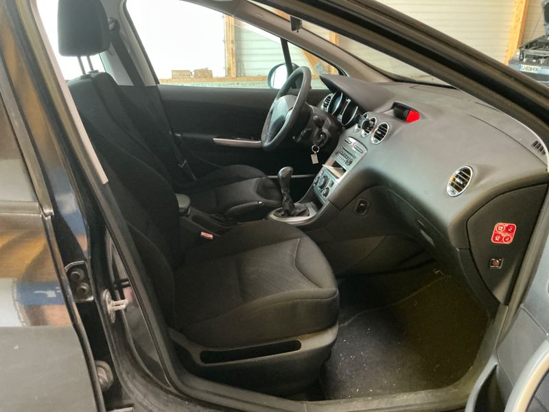 Peugeot 308 1.6 HDi Confort Pack 2010 – снимка 3