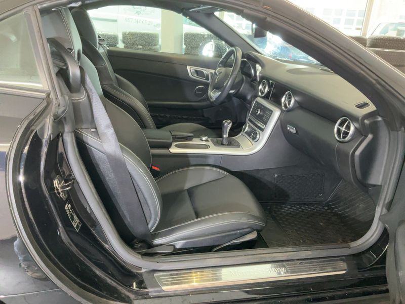 Mercedes-Benz SLC-Klasse SLC 180 — zdjęcie 11