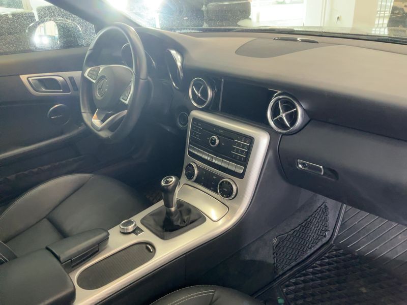 Mercedes-Benz SLC-Klasse SLC 180 — zdjęcie 12