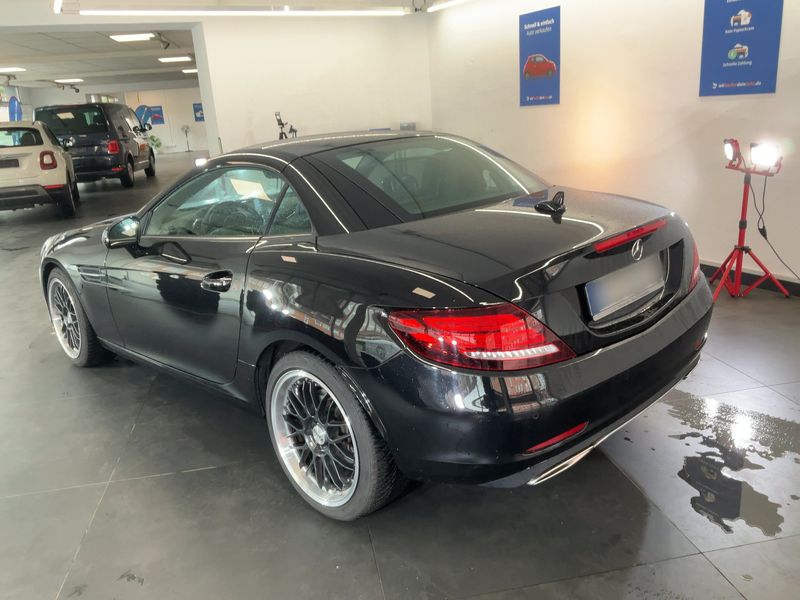 Mercedes-Benz SLC-Klasse SLC 180 — zdjęcie 3