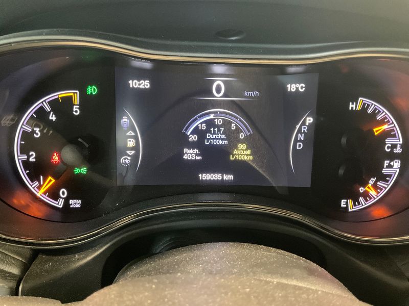 Jeep Grand Cherokee 3.0 CRD S — zdjęcie 13