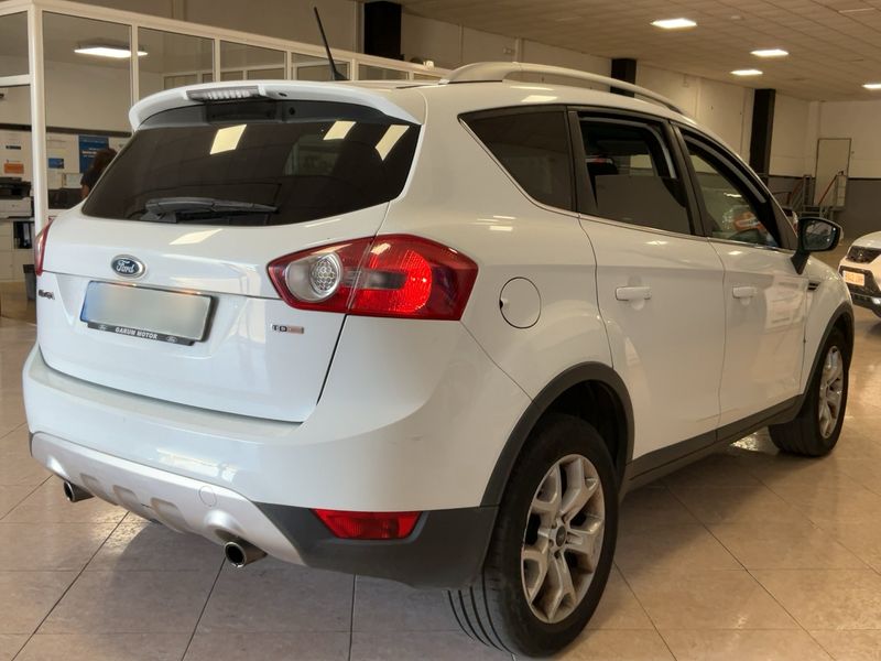 Ford Kuga 2.0 TDCi Trend — zdjęcie 6