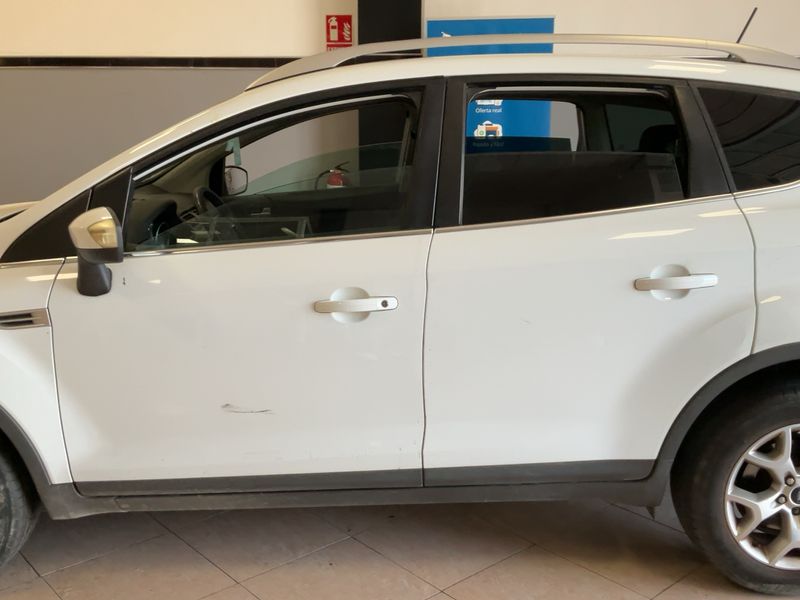 Ford Kuga 2.0 TDCi Trend — zdjęcie 4