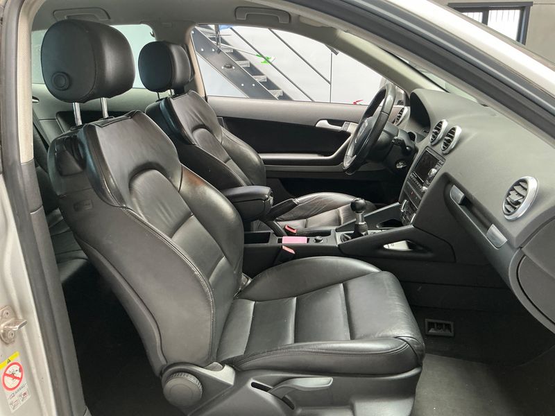 Audi A3 1.9 TDI Ambition — zdjęcie 3