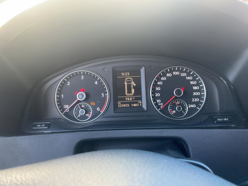 Volkswagen T5 California 2.0 TDI Beach Aufstelldach — zdjęcie 13