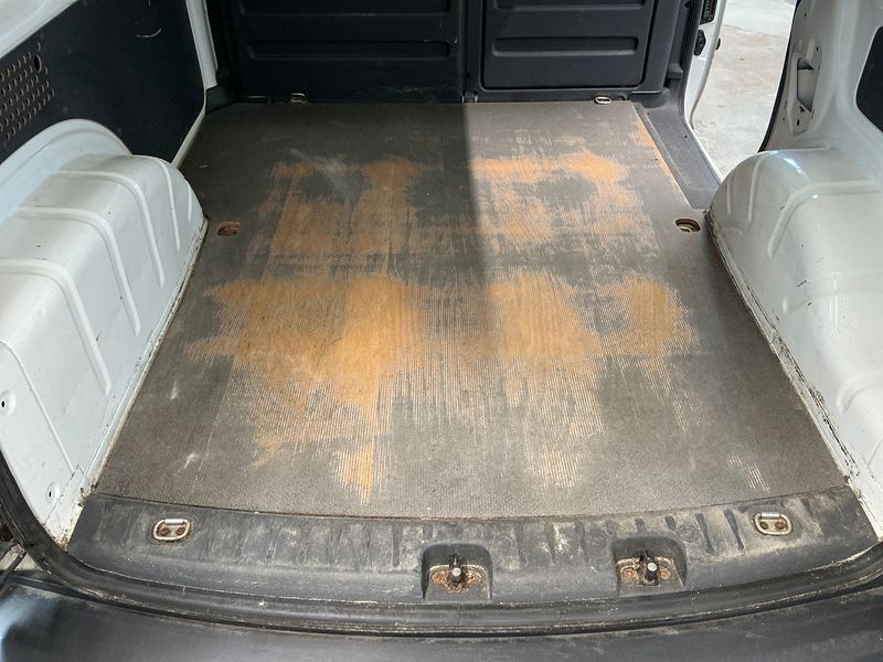 Volkswagen Caddy 1.6 TDI Kasten EcoProfi 2013 – снимка 52