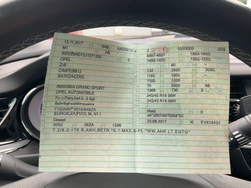 Opel Insignia Grand Sport 1.6 CDTI DPF Edition — zdjęcie 15