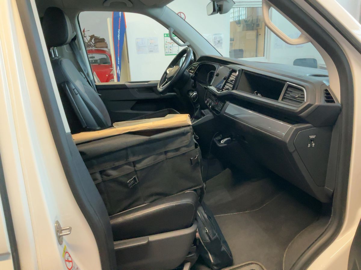 Volkswagen T6 2022 — photo 18