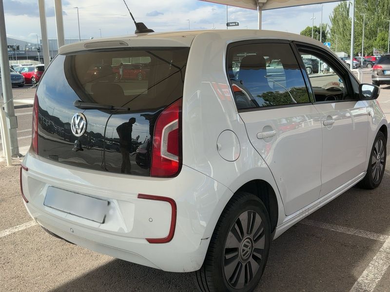 Volkswagen up! electric drive 60 kW E-up! — zdjęcie 6