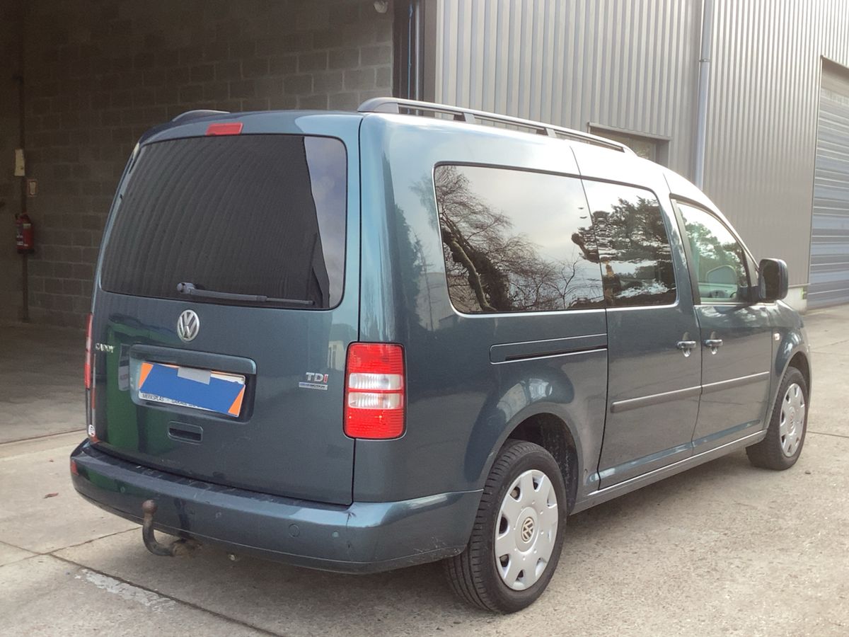 Volkswagen Caddy 2015 — photo 9