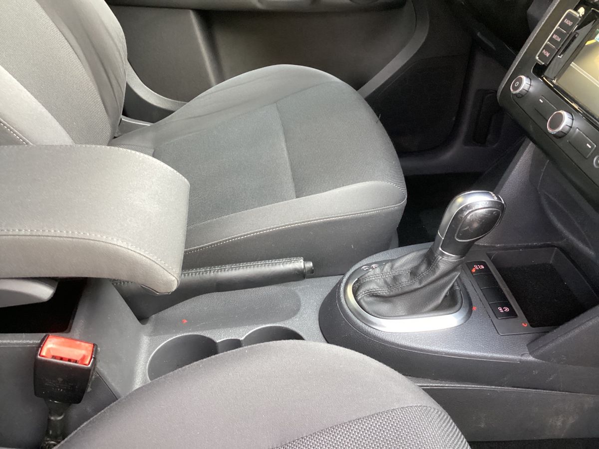 Volkswagen Caddy 2015 — photo 42