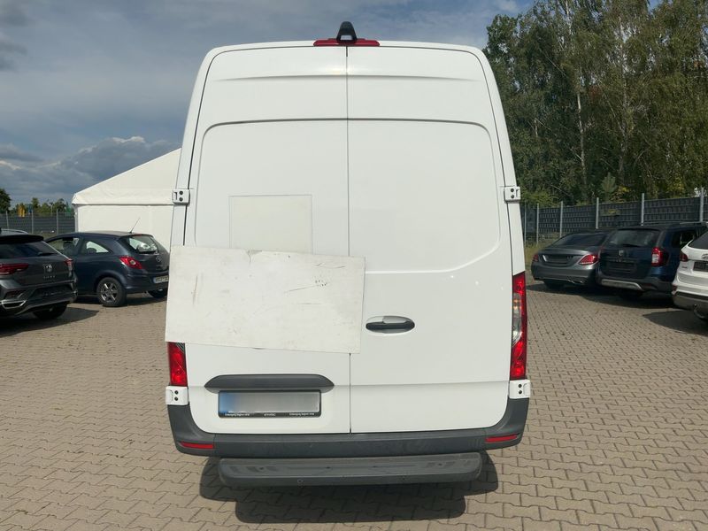 Mercedes-Benz Sprinter 319 CDI RWD L3 — zdjęcie 5