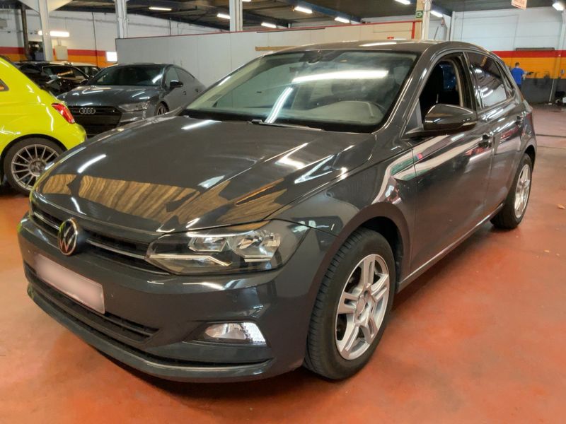 Volkswagen Polo 1.0 TSI Comfortline 2021 – снимка 2