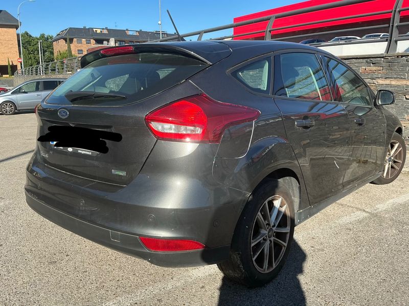 Ford Focus 1.0 EcoBoost Business — zdjęcie 2