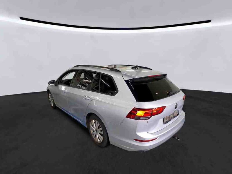 Volkswagen Golf VIII 2.0 TDI Life — zdjęcie 16