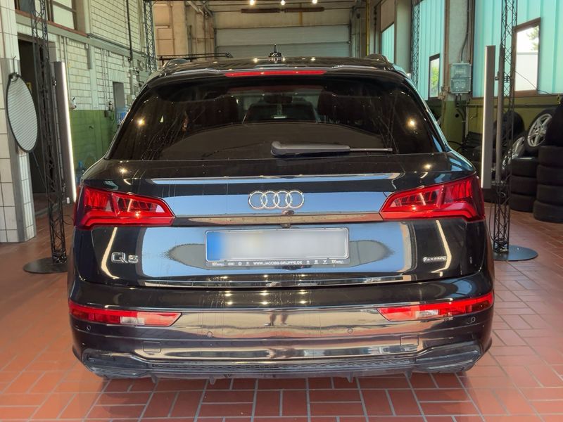 Audi Q5 40 TDI quattro Sport — zdjęcie 5