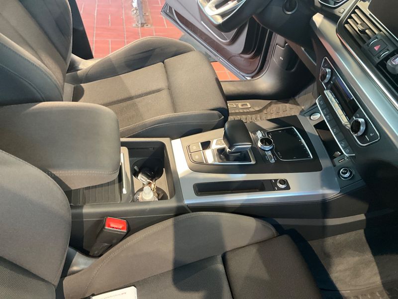 Audi Q5 40 TDI quattro Sport 2019 – снимка 30