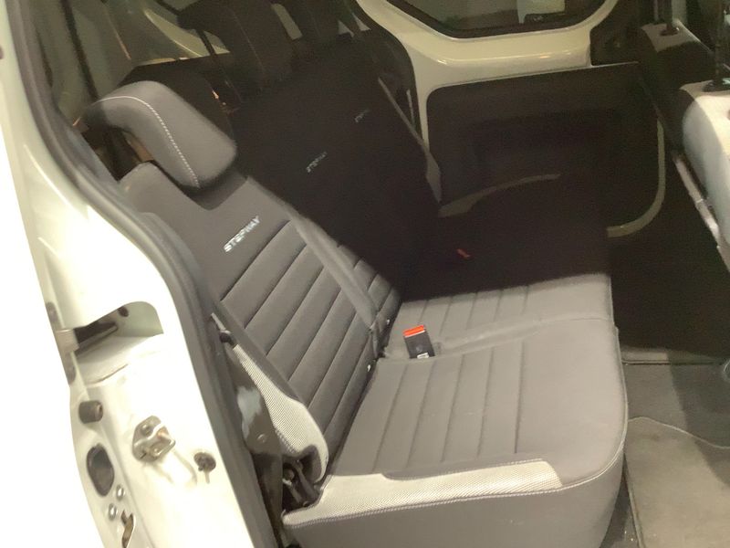 Dacia Dokker 1.5 Blue dCi Stepway Plus — zdjęcie 14