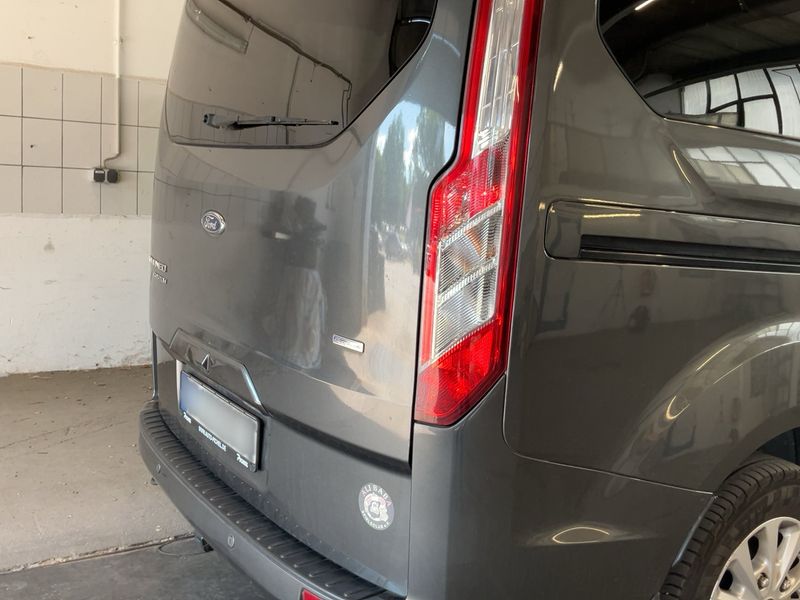 Ford Tourneo Custom 2.0 TDCi 320 L1 Trend — zdjęcie 6