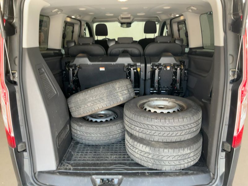 Ford Tourneo Custom 2.0 TDCi 320 L1 Trend — zdjęcie 10